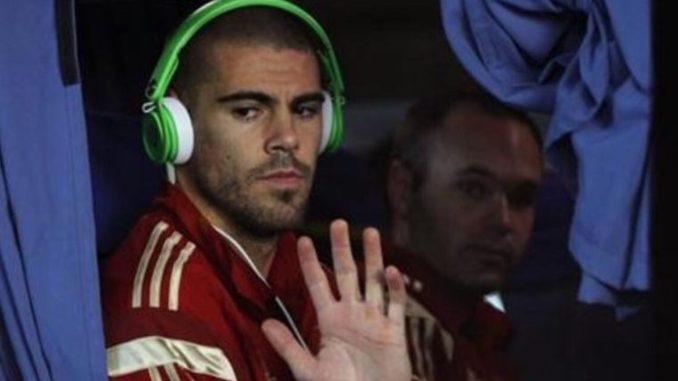 victor-valdes-ispanya-4-lig-takiminin-basina-gecti-eZOj5RfL.jpg
