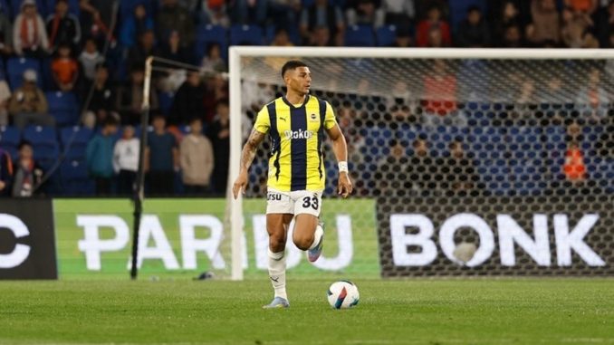 fenerbahcenin-yeni-transferde-buyuk-pismanligi-yollarin-ayrilmasi-bekleniyor-lnmP84xw.jpg