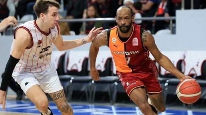 galatasaray-manisa-deplasmanindan-uzgun-dondu-JF36DgHy.jpg
