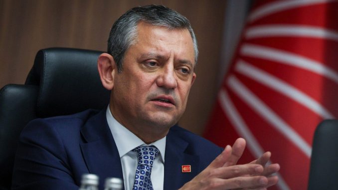 ozgur-ozel-canli-yayinda-sorulari-yanitliyor-chpnin-yol-haritasi-ne-olacak-QTZ3zHRa.jpg